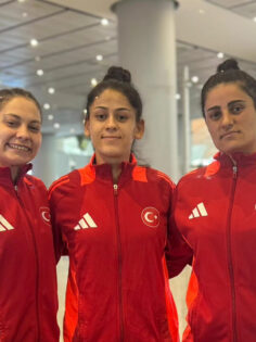 DENİZLİLİ SPORCULAR MİLLİ FORMAYLA DÜNYA ŞAMPİYONASINDA