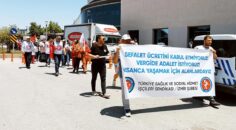 İŞÇİLER EYLEM YAPTI