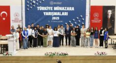 MÜNAZARA YARIŞMASINDA ÖDÜLLER DAĞITILDI
