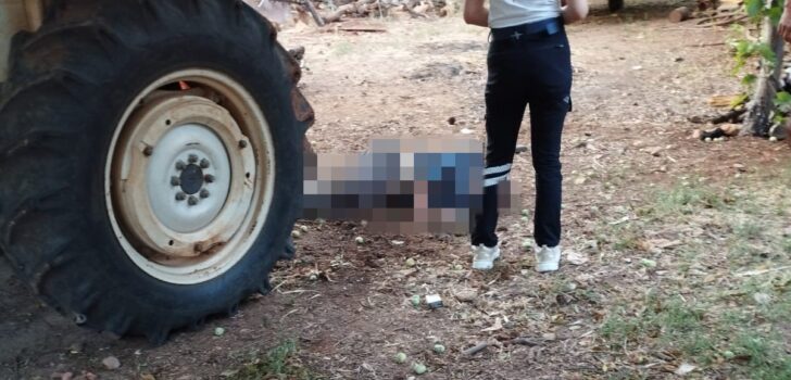 TRAKTÖRÜN ALTINDA KALARAK CAN VERDİ