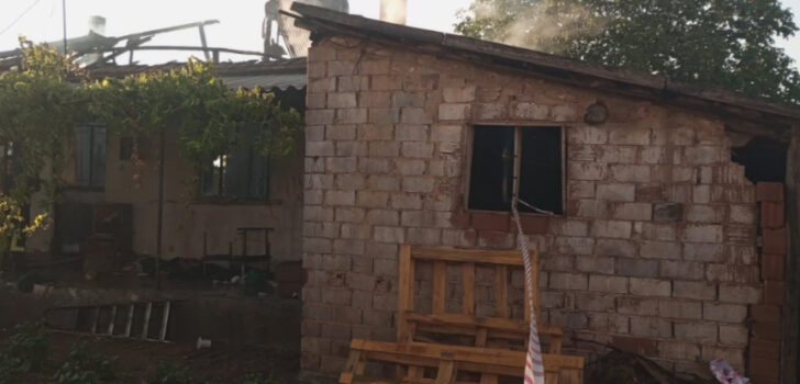 YATAĞA BAĞIMLI YAŞLI KADIN YANGINDA HAYATINI KAYBETTİ