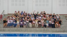 YÜZMEDE KADINLAR SERTİFİKALARINI ALDI