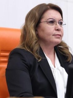 CHP’Lİ KARACA’DAN 10 KASIM İSYANI