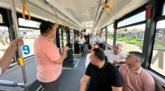 MUHTARLAR ELEKTRİKLİ OTOBÜSÜN TEST SÜRÜŞÜNE KATILDI