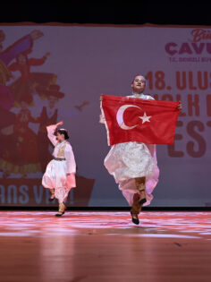 DÜNYANIN DANSI DENİZLİ’DE SAHNE ALIYOR