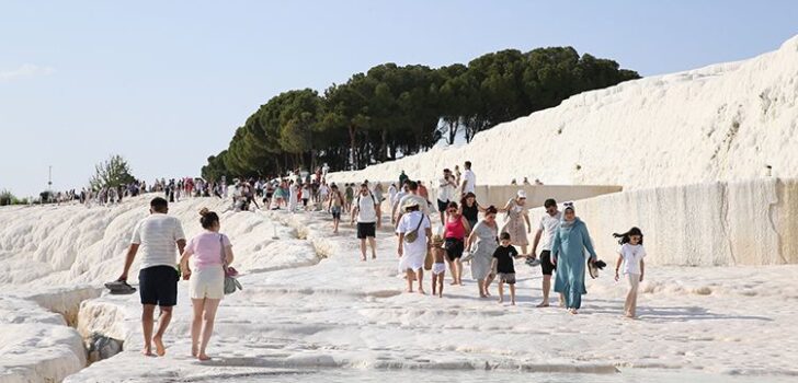 TURİZMCİ DOĞALGAZ İSTİYOR