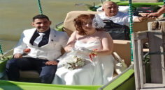 NİLÜFERLERİN ARASINDA NİKAHLANDILAR