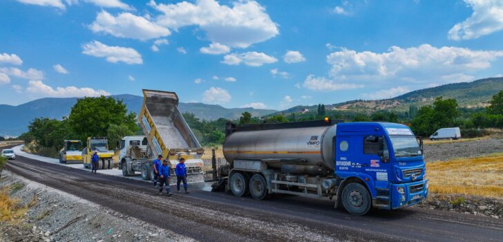 BÜYÜKŞEHİR, 2025 ASFALT SEZONUNU HIZ KESMEDEN SÜRDÜRÜYOR