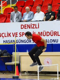 ÜCRETSİZ HAZIRLIK KURSLARI, GELECEĞİN KAPISINI ARALIYOR