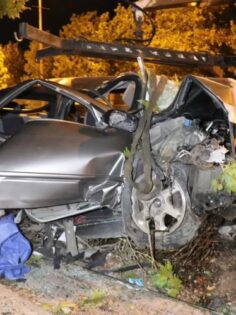 DENİZLİ’DE PARTİ DÖNÜŞÜ KAZA: 2 ÖLÜ