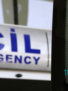 KOCABAŞ’TA MİNİBÜS İLE OTOMOBİL ÇARPIŞTI: 1 ÖLÜ