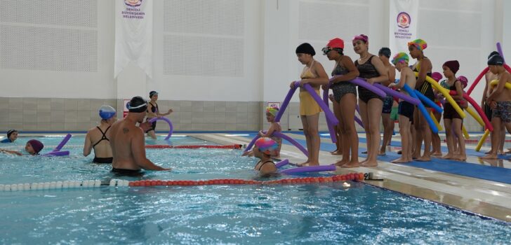 7’DEN 70’E DENİZLİLİLER YAZ SPOR KURSLARINA AKIN ETTİ