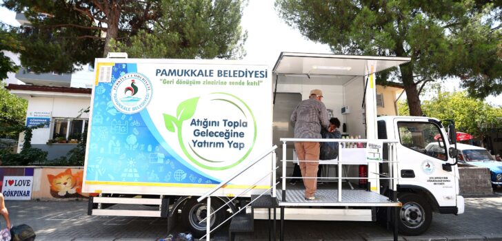 PAMUKKALE’DE ATIKLAR MOBİL ARAÇLA TOPLANIYOR