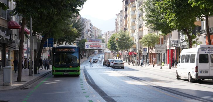 İSTİKLAL CADDESİ’NDE YENİ ULAŞIM DÜZENLEMESİ İNCELENDİ