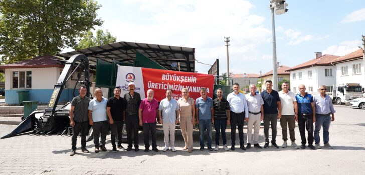 BÜYÜKŞEHİR, KÜÇÜKBAŞ ÜRETİCİSİNİN İŞİNİ KOLAYLAŞTIRIYOR