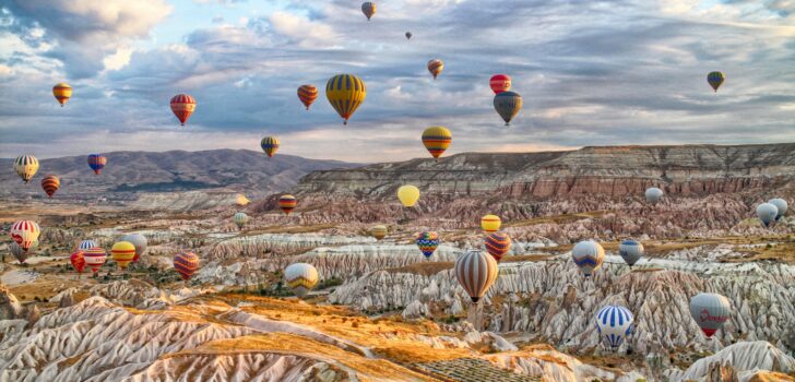 SICAK HAVA BALONLARI DÜNYAYA AÇILDI