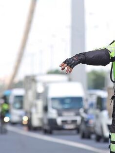 DENİZLİ’DE 3 BİN 954 EHLİYETE EL KONULDU