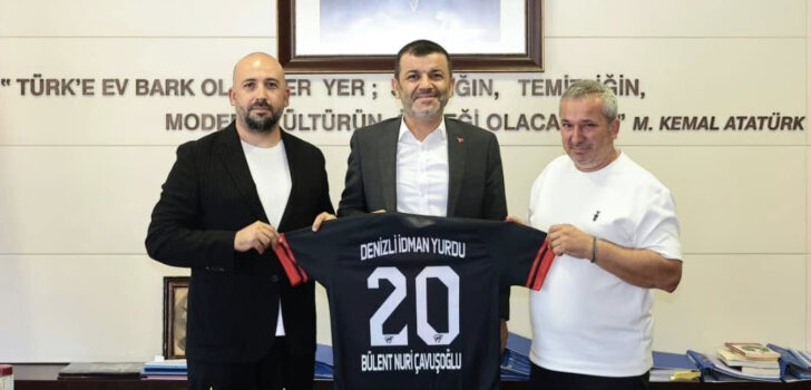 DENİZLİSPOR TARAFTARI BAŞKAN ÇAVUŞOĞLU’NA TEPKİLİ