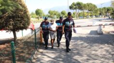 TURİSTLERİN GİZLİ GÖRÜNTÜLERİNİ ÇEKEN KİŞİ YAKALANDI