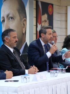 BAKAN BAYRAKTAR: DENİZLİ SANAYİDE LOKOMOTİF