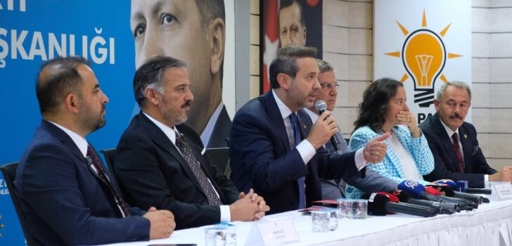 BAKAN BAYRAKTAR: DENİZLİ SANAYİDE LOKOMOTİF