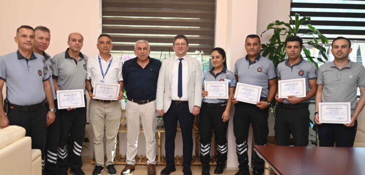 BEBEK KAÇIRMAYI GÜVENLİK GÖREVLİLERİNİN DİKKATİ ENGELLEDİ