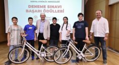 BAŞARILI ÖĞRENCİLERE ÖDÜL