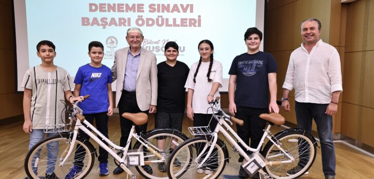 BAŞARILI ÖĞRENCİLERE ÖDÜL