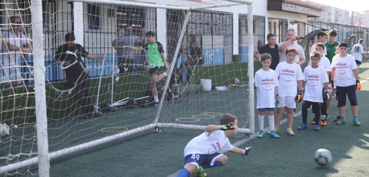 GELECEĞİN KALECİLERİ MERKEZEFENDİ’DE YETİŞİYOR