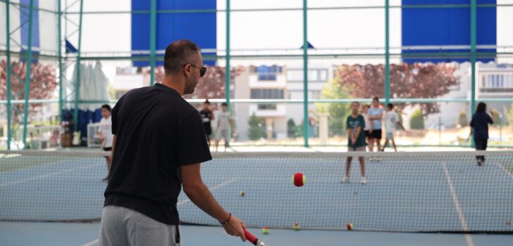 MERKEZEFENDİ’DE KIŞ SPOR OKULLARI KAYITLARI SÜRÜYOR