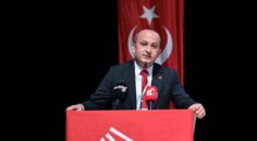 CHP PAMUKKALE İLÇE KONGRESİNDE COŞKUN GÜVEN TAZELEDİ