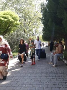 DENİZLİ’DE YURTLARDA KAYIT HEYECANI YAŞANIYOR