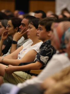 YKS ÖĞRENCİLERİNE “KAMPÜSE GİDEN YOL” SEMİNERİ