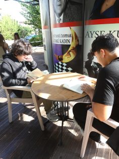 ÜCRETSİZ KİTAP OKUMA VE SOSYALLEŞME MERKEZİ