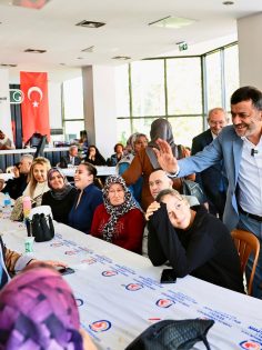 BAŞKAN ÇAVUŞOĞLU ÖZEL BİREYLERLE “SONBAHARA MERHABA” DEDİ