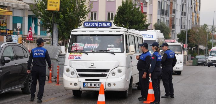 ZABITA’DAN ŞEHİR İÇİ DOLMUŞLARA TRAFİK DENETİMİ