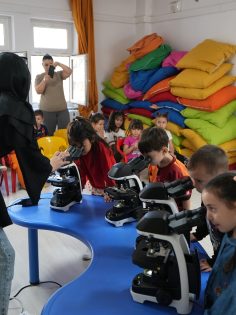 BÜYÜKŞEHİR KÖY OKULLARINA BİLİM GÖTÜRÜYOR