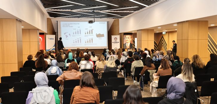 KADIN GİRİŞİMCİLER İÇİN “E-TİCARET YOLCULUĞU” EĞİTİMİ