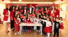 ÇOCUKLARLA CUMHURİYET SEVİNCİ