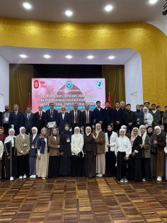 REKTÖR GÜNGÖR, KIRGIZİSTAN’DA SEMPOZYUMUNA KATILDI