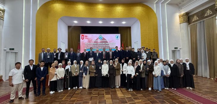 REKTÖR GÜNGÖR, KIRGIZİSTAN’DA SEMPOZYUMUNA KATILDI