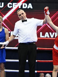 GENÇ MİLLİ BOKSÖR AVRUPA ÜÇÜNCÜSÜ