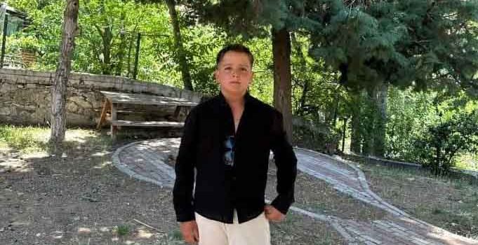 ACIPAYAM’DA MOTOSİKLETTEN DÜŞEN GENÇ KURTARILAMADI