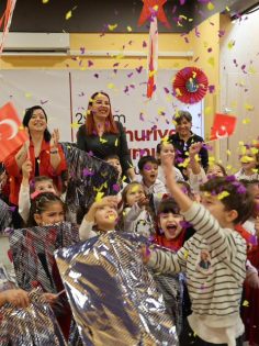 29 EKİM COŞKUSU 7’DEN 70’E YAŞANDI