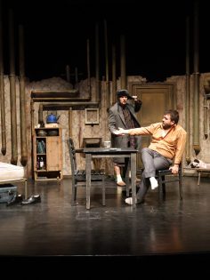 ŞEHİR TİYATROSU YENİ SEZONA “SIĞINTILAR” İLE PERDE AÇIYOR