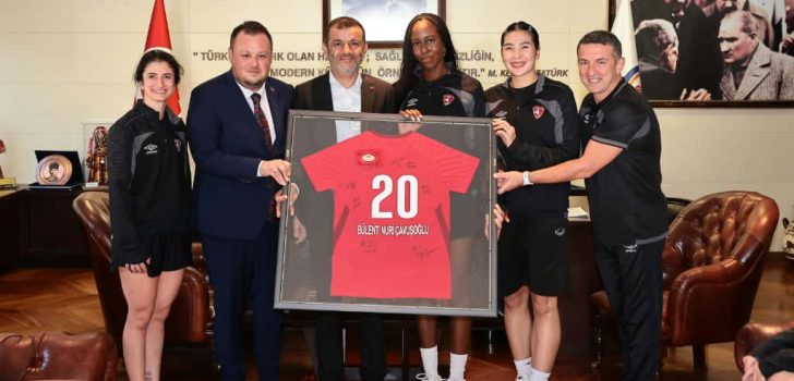 SULTANLAR YENİ SEZONA HAZIR