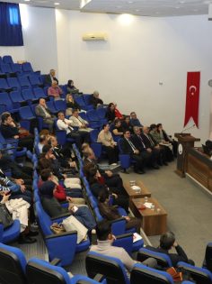 CUMHURİYET VE DENİZLİ SİYASETİ KONUŞULDU