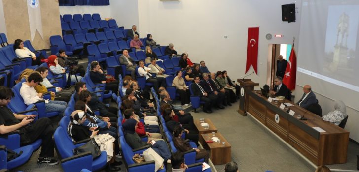 CUMHURİYET VE DENİZLİ SİYASETİ KONUŞULDU