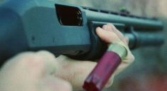 EŞİNİ ÖLDÜRÜP İNTİHAR ETTİ