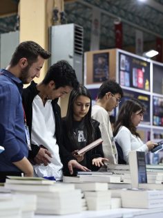 DENİZLİ KİTAP FUARI BU YIL DA DOPDOLU